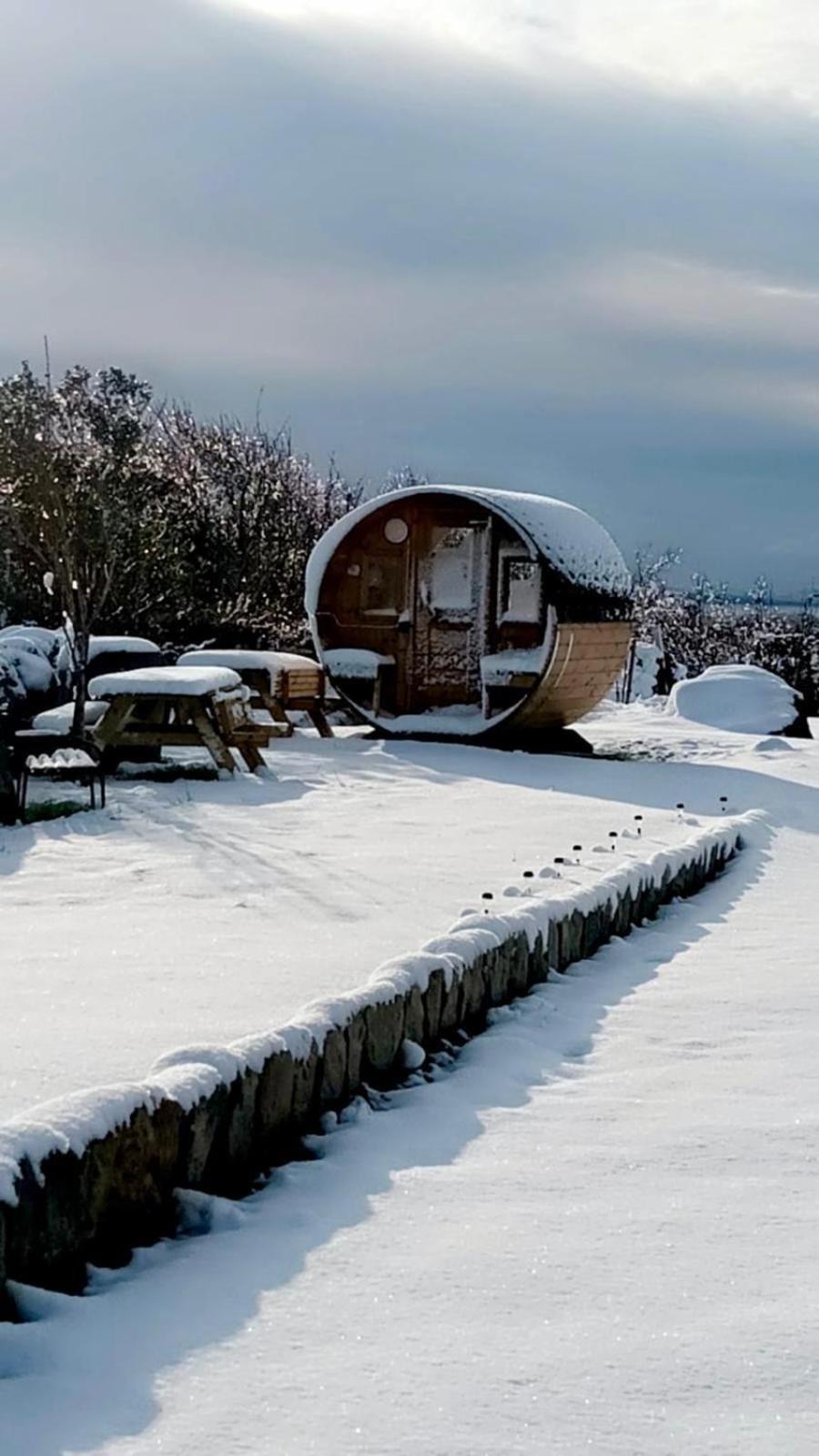 Unique Home With Outdoor Sauna In Connemara 골웨이 외부 사진